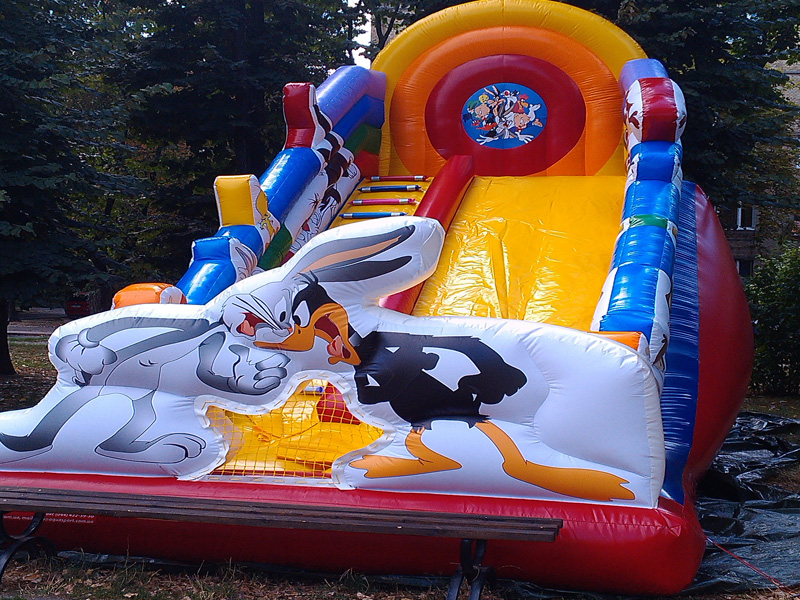 Гірка-Батут «Веселі мелодії»