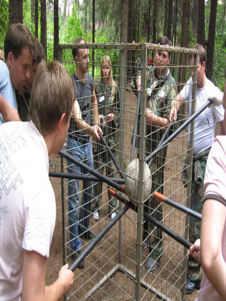 Атракціон Клітка